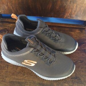 Skechers Elite Flex Men's Size 7 Gray Slip-On Athletic  Sneakers